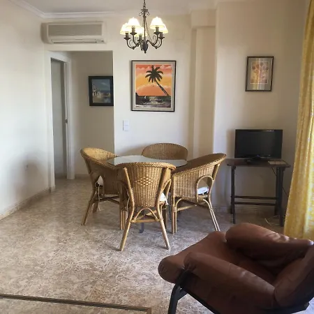 Vistamar 2-serviden 아파트 *