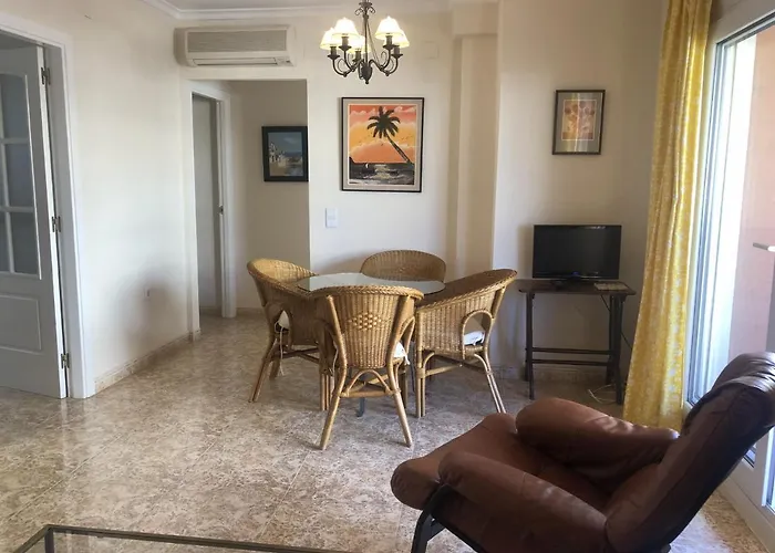 Vistamar 2-serviden Apartment *